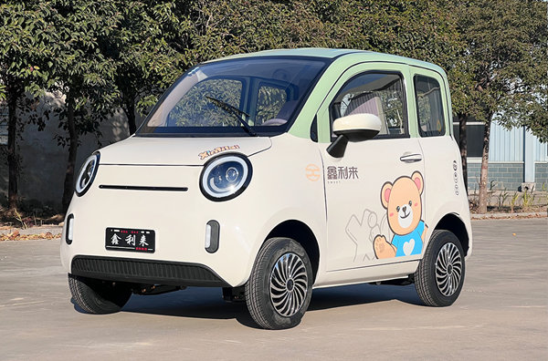 小型电动四轮